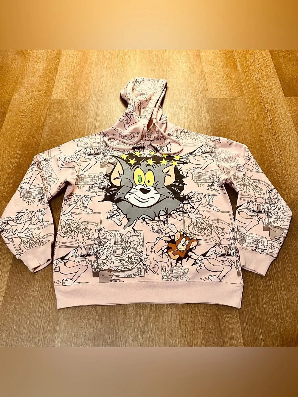 Tom and Jerry Allover Comic Print Hoodie — Sz L/G (11/13)